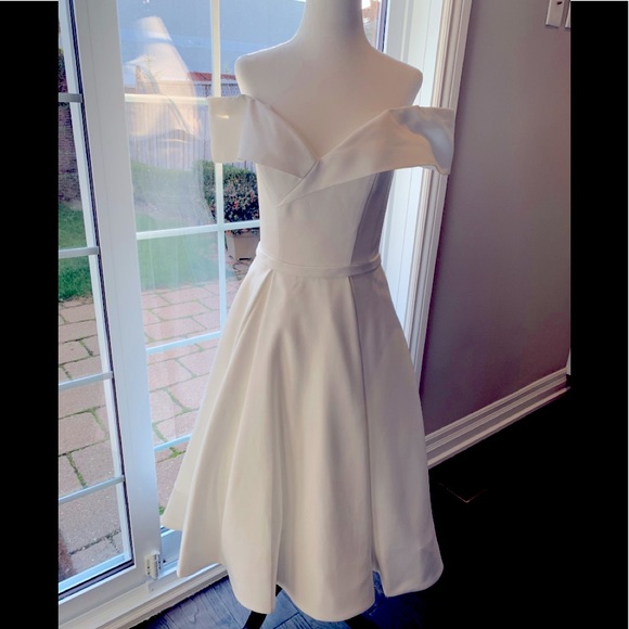 Terani Couture Wedding/Engagement Dress in White - Picture 1 of 12